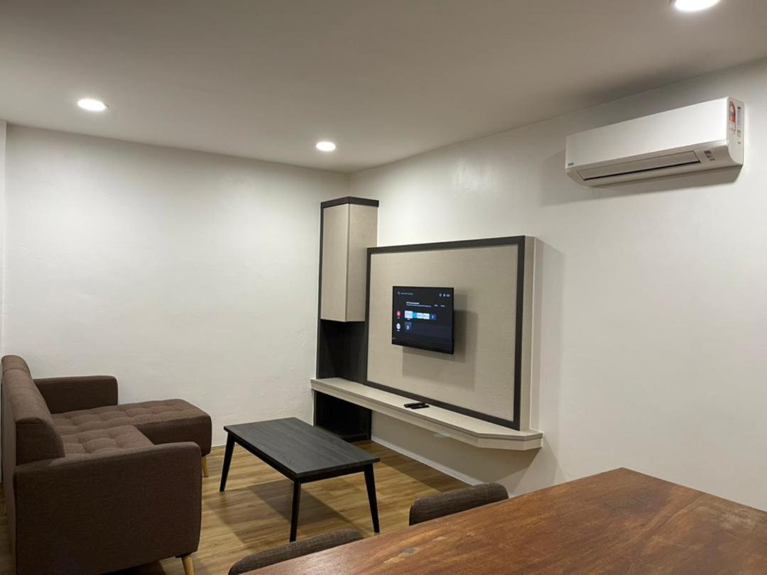 Ca Homestay Kuching Exterior photo